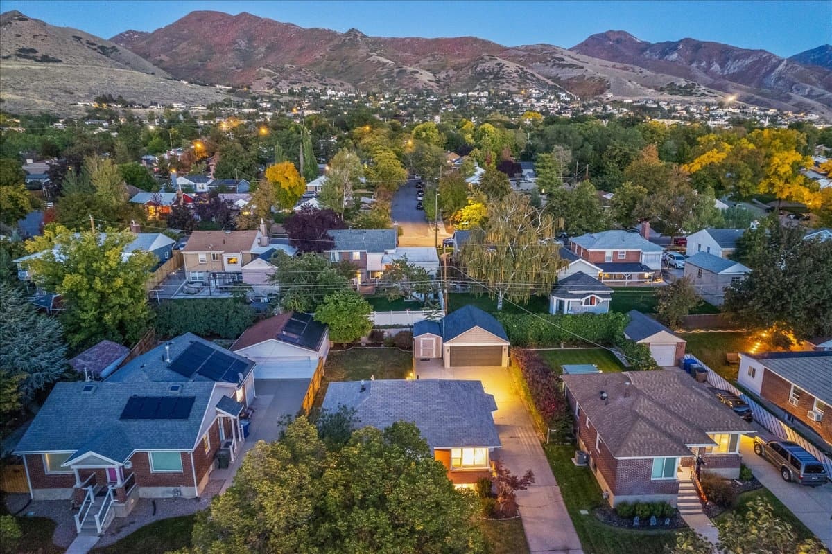 Salt Lake City House: 2165 S King St
