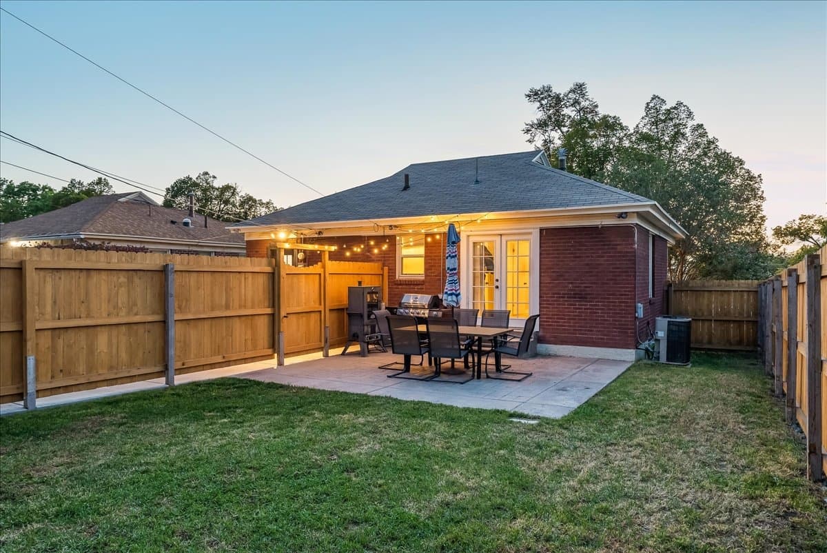 Salt Lake City House: 2165 S King St