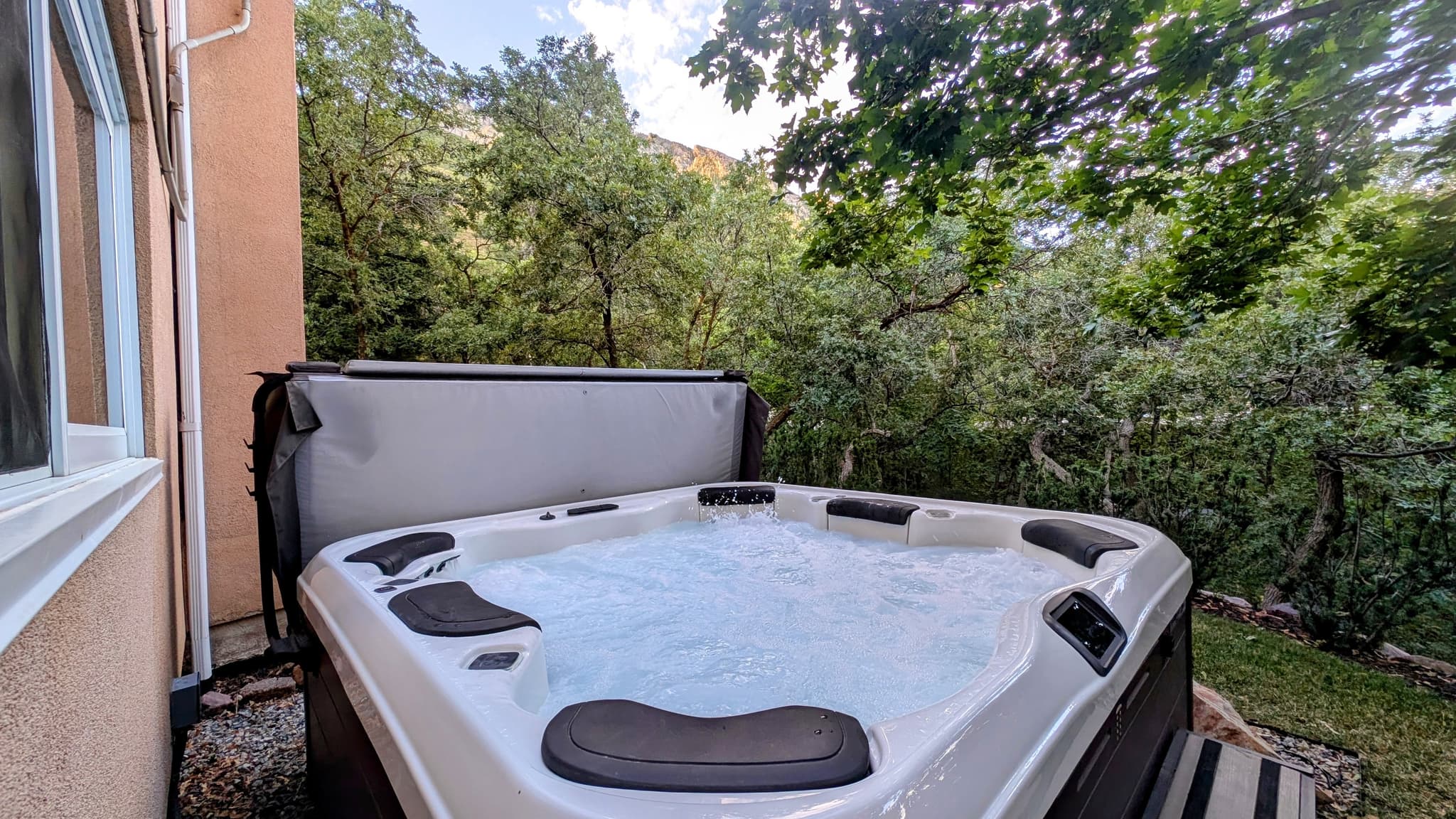 Salt Lake City House: 4430 S Zarahemla Dr