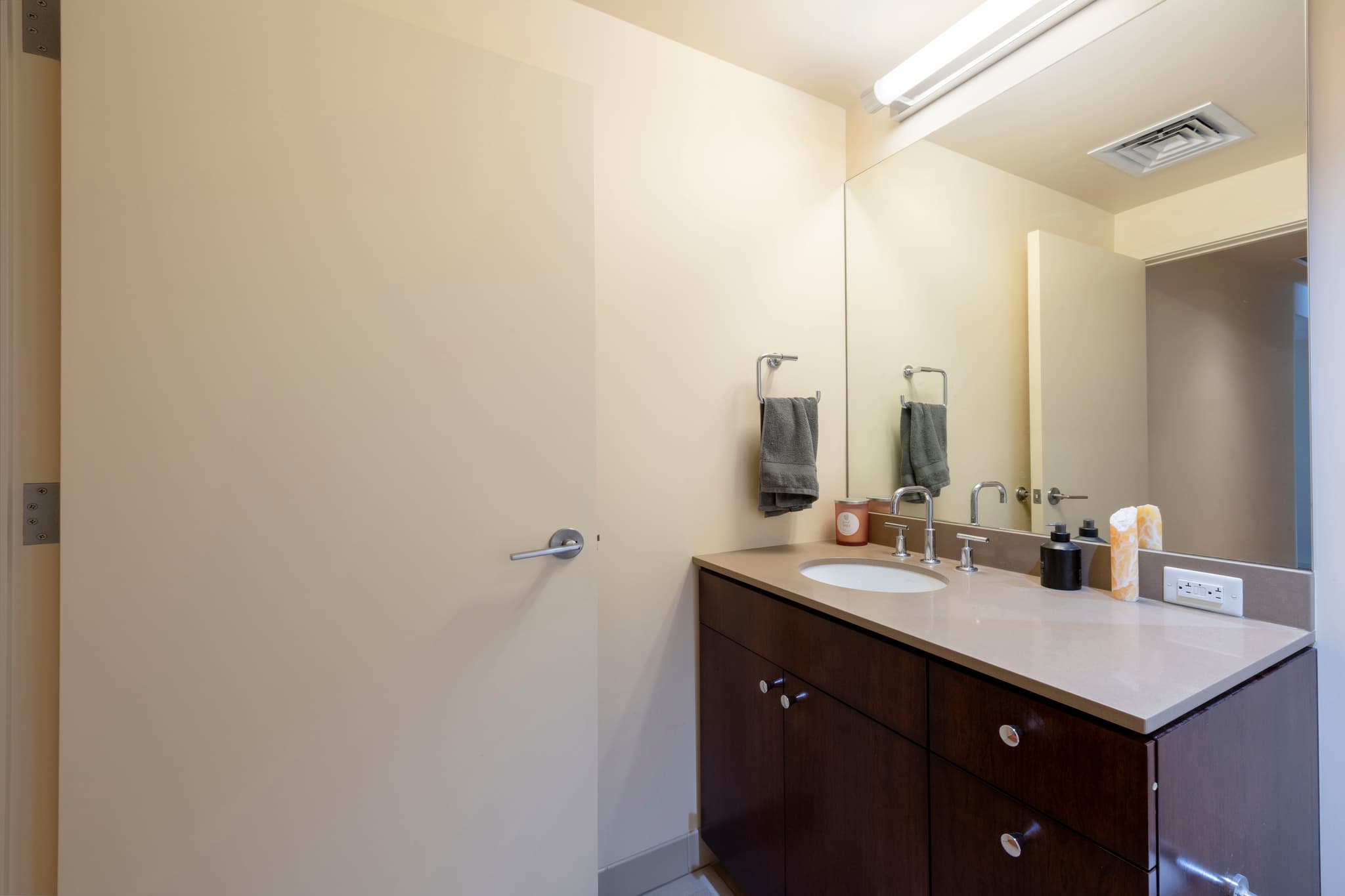 Salt Lake City Condo: 35 E 100 S