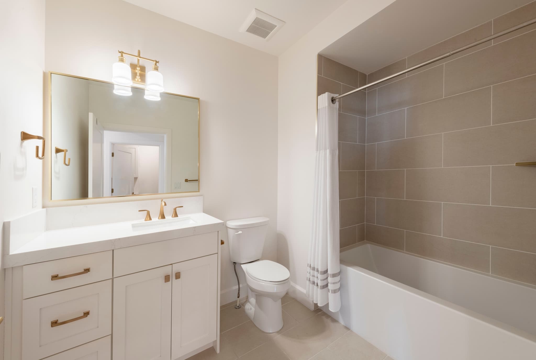 Salt Lake City Condo: 2240 E Laney Ave