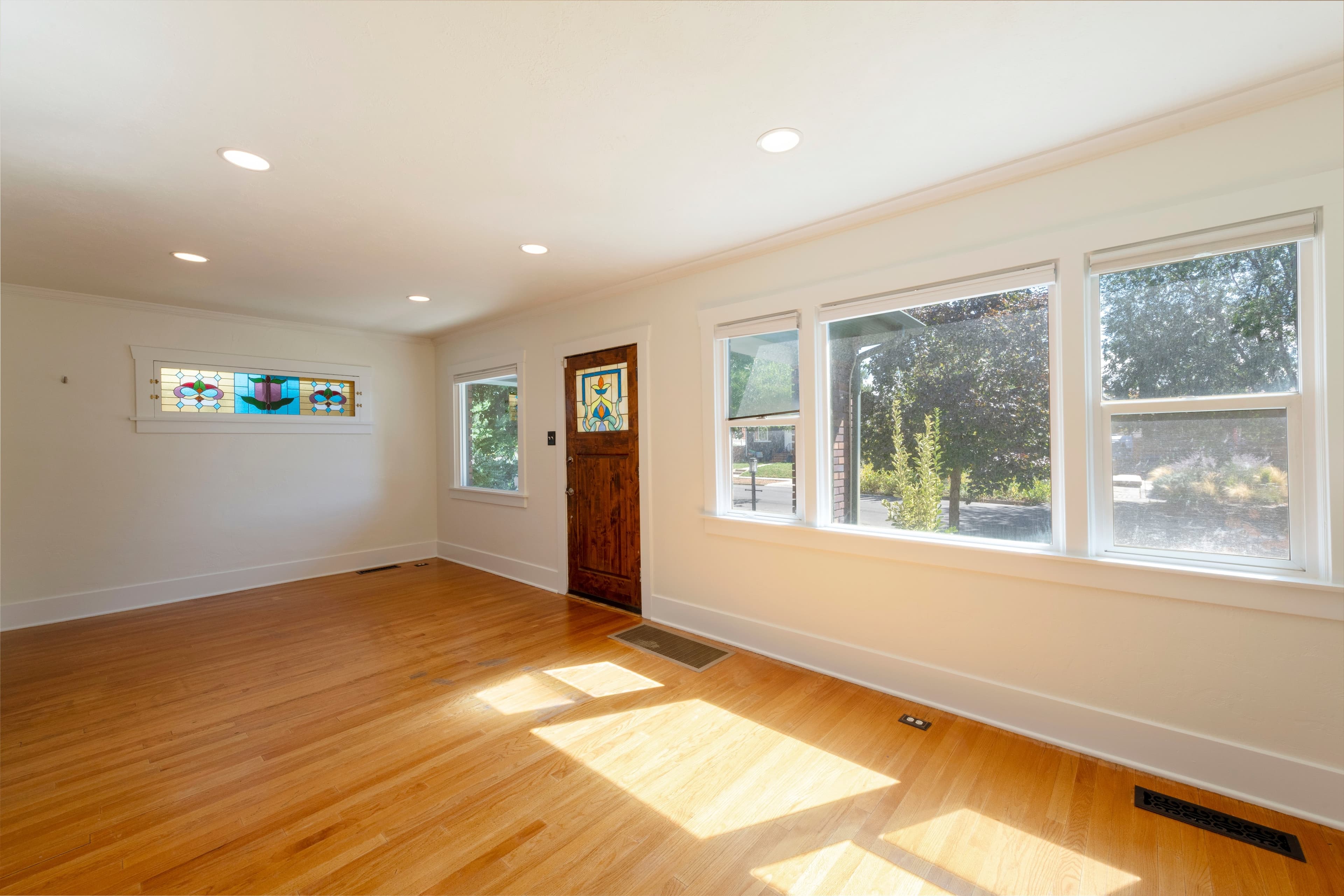 Salt Lake City House: 739 E Kensington Ave