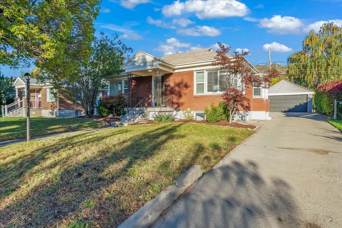 Salt Lake City House: 2165 S King St