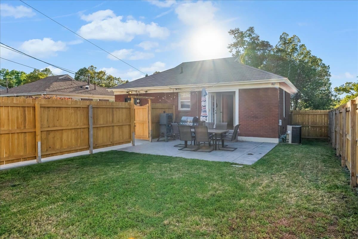 Salt Lake City House: 2165 S King St