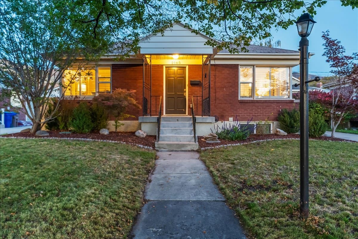 Salt Lake City House: 2165 S King St