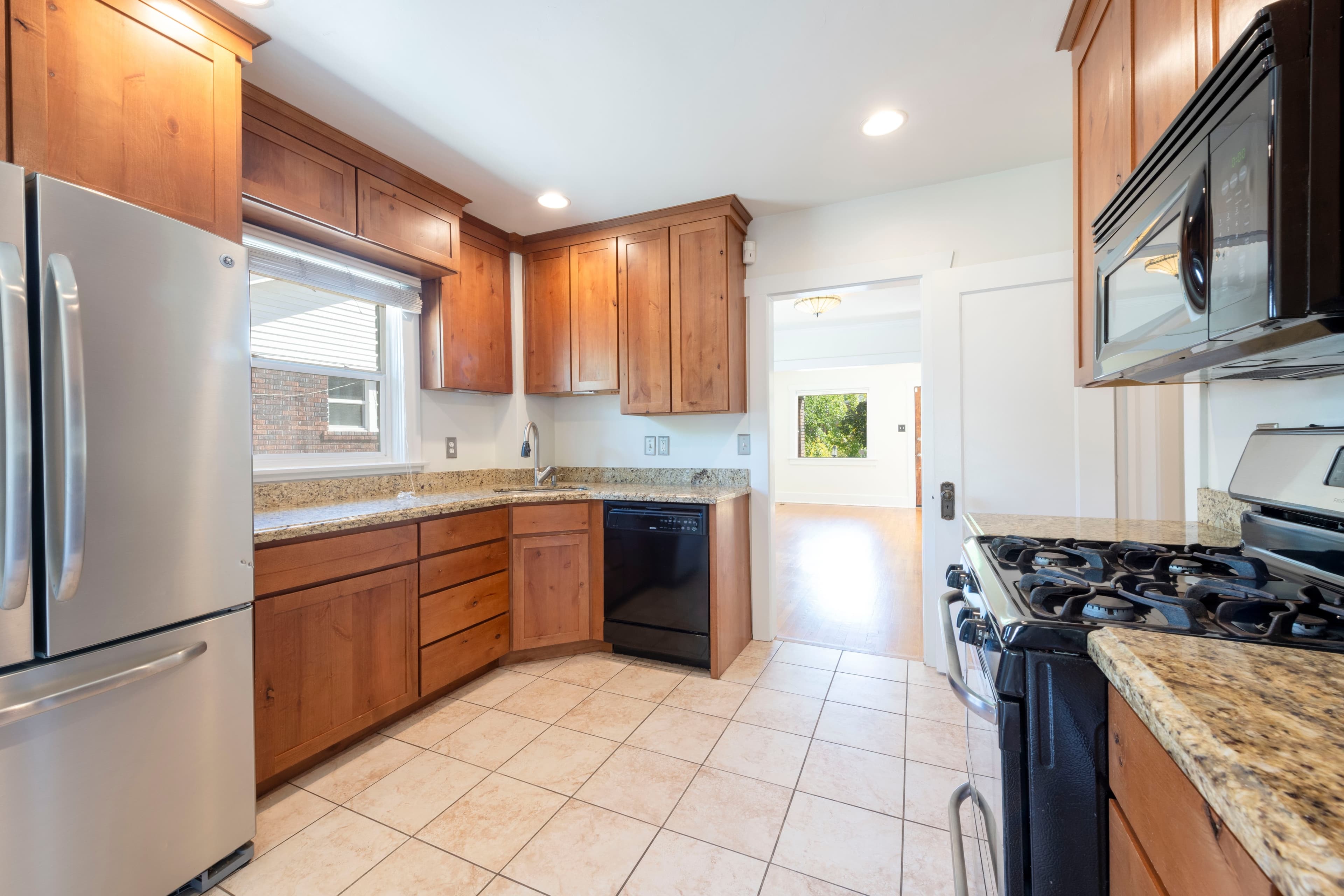 Salt Lake City House: 739 E Kensington Ave