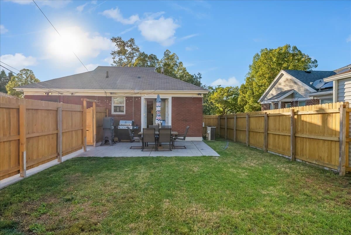 Salt Lake City House: 2165 S King St