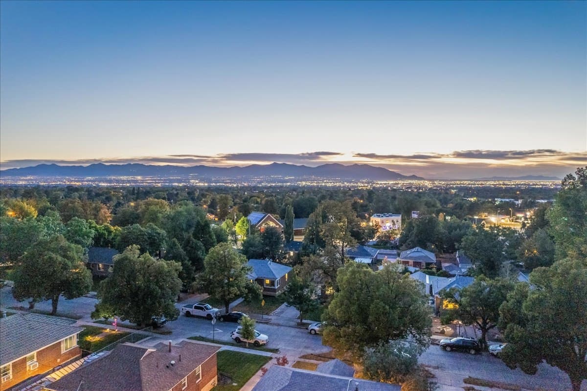 Salt Lake City House: 2165 S King St