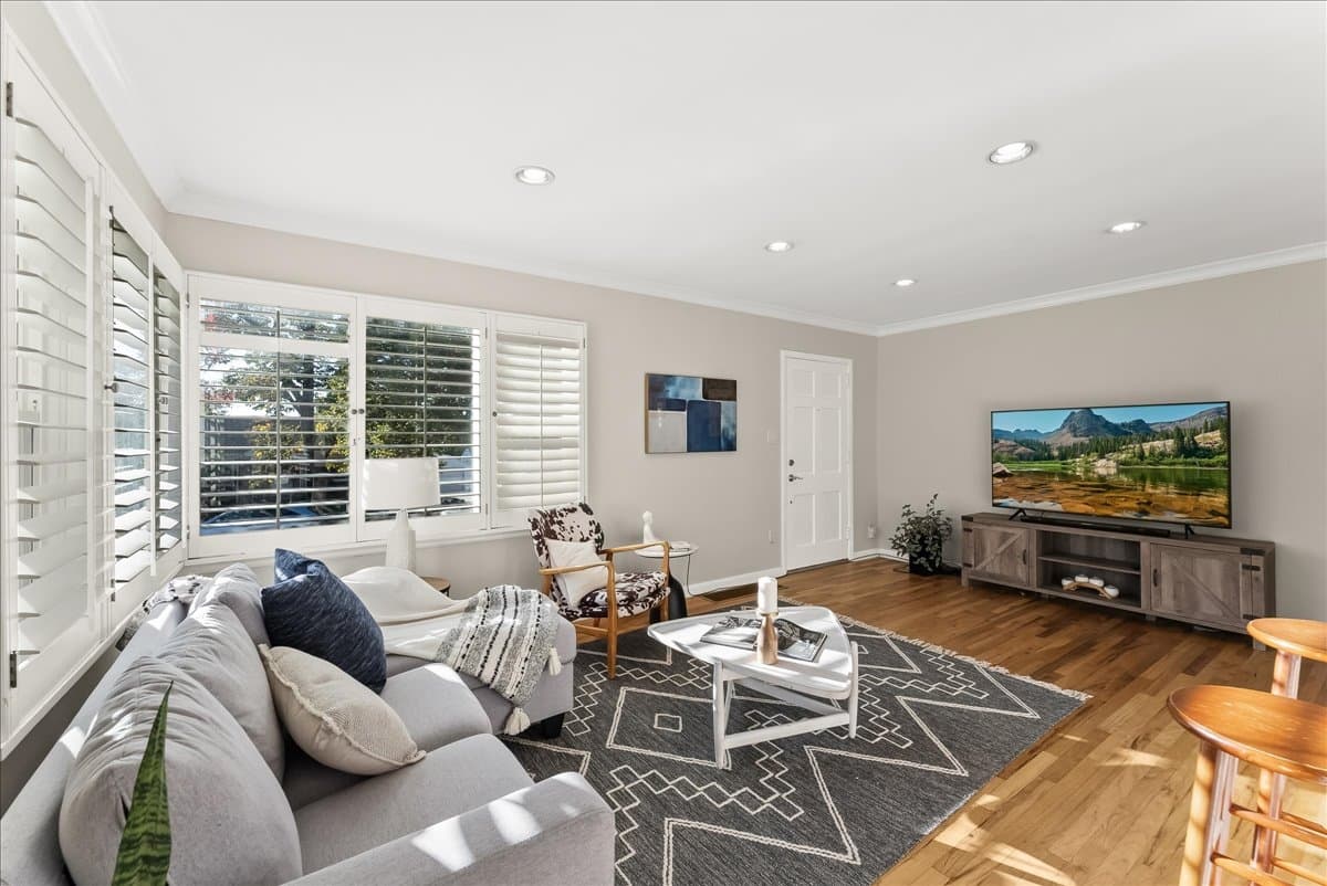 Salt Lake City House: 2165 S King St