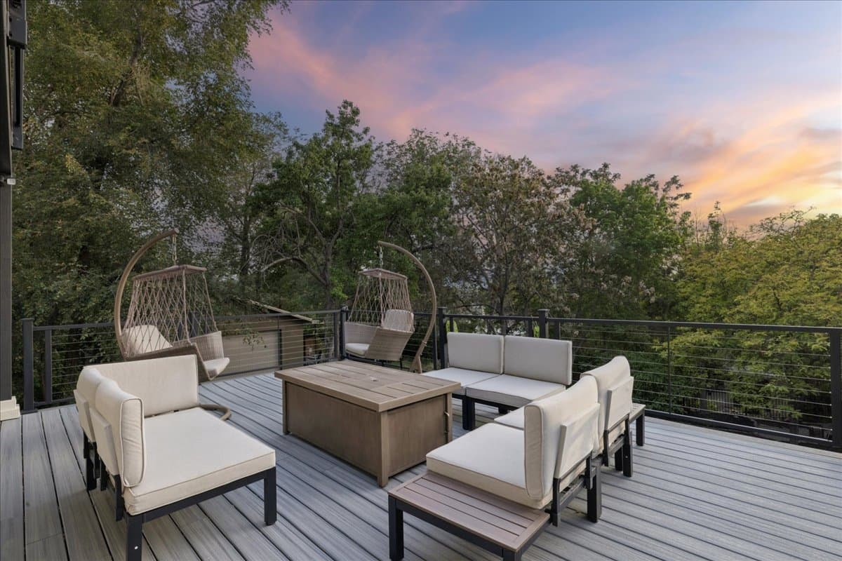Salt Lake City House: 611 N Westcapitol St