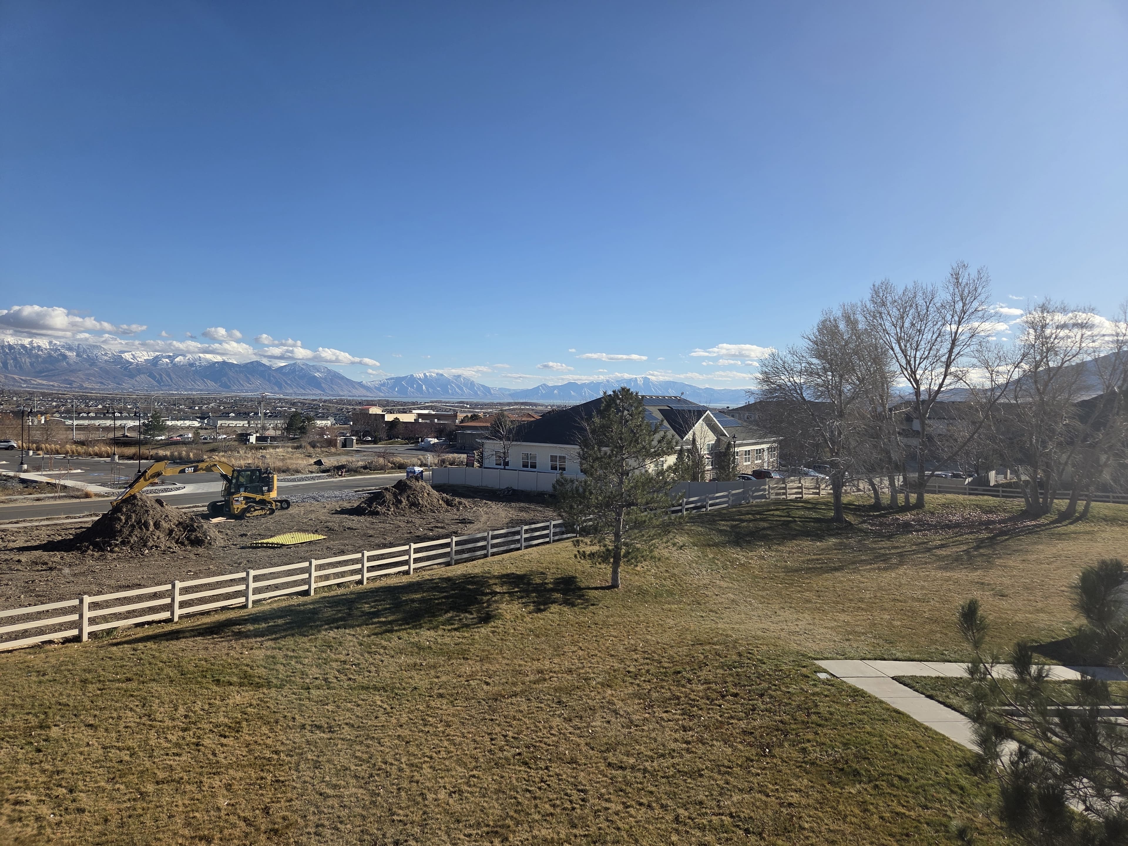 Saratoga Springs Condo: 105 W Daybreak Ln