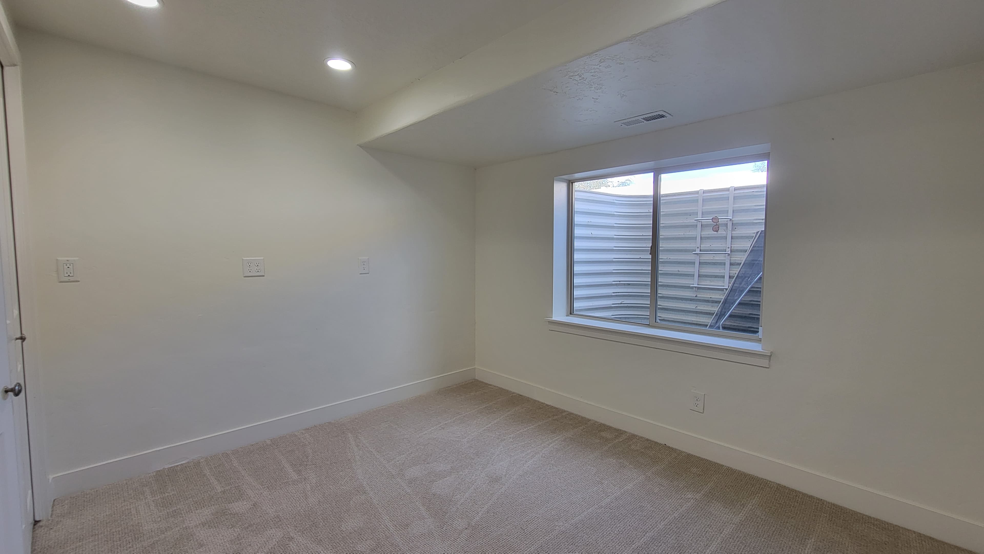 Lehi House: 1652 W Brooke St