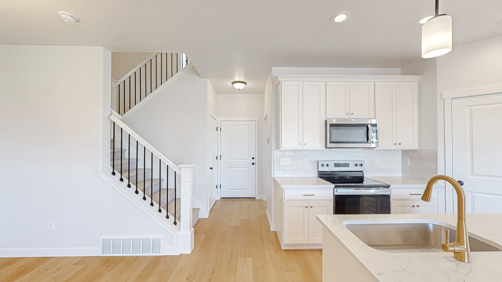 Spanish Fork Townhome: 318 W 2280 S