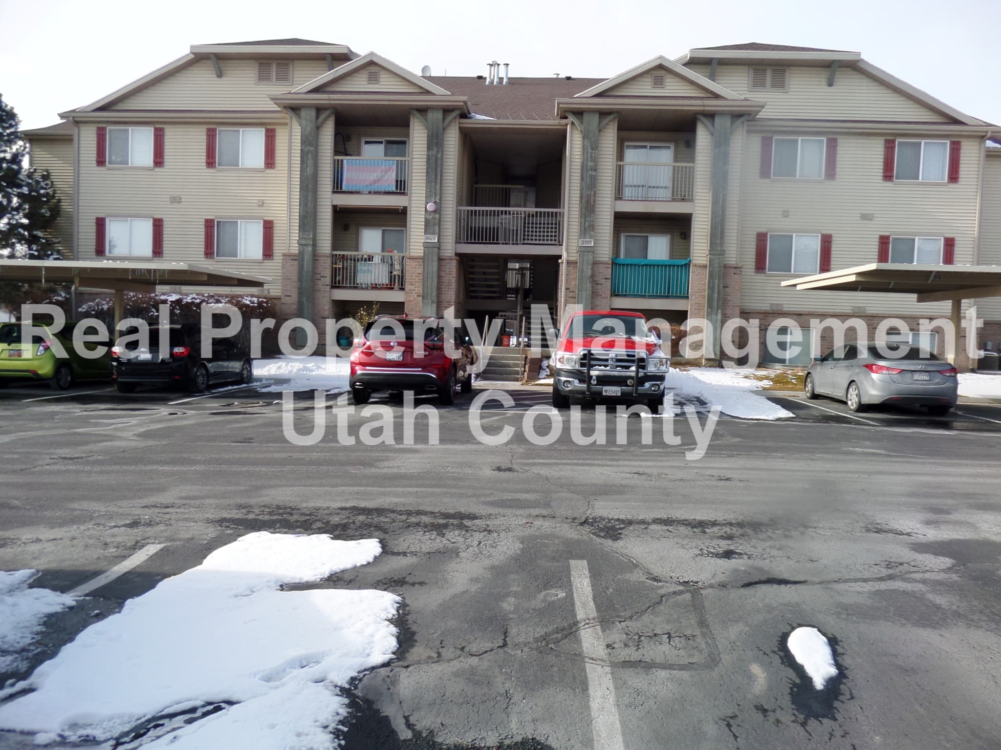 Eagle Mountain Condo: 3397 E Ridge Route Rd