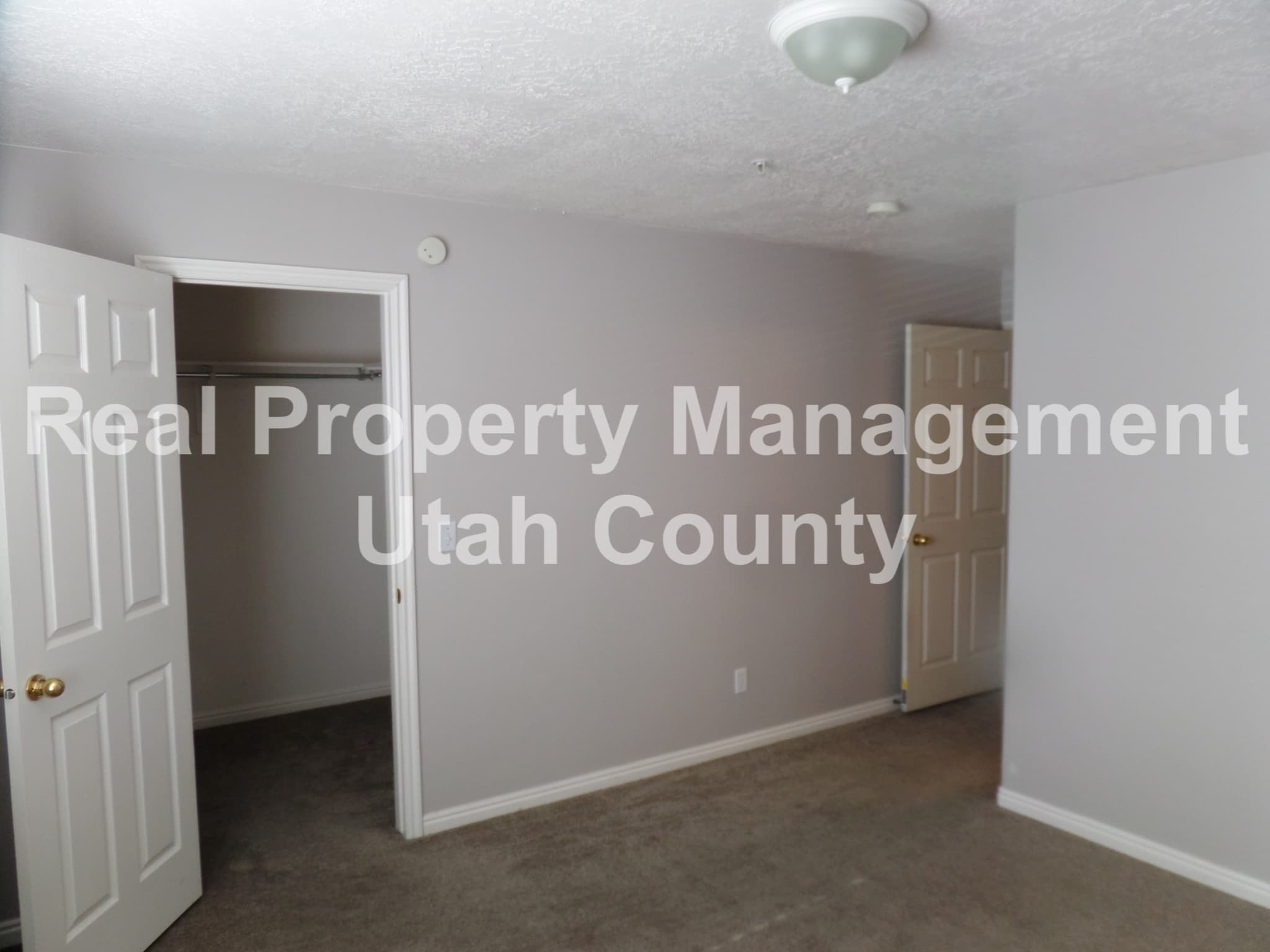 Eagle Mountain Condo: 3397 E Ridge Route Rd