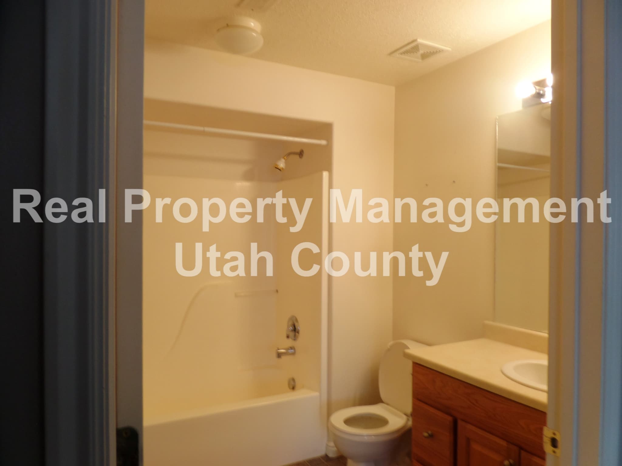 Eagle Mountain Condo: 3397 E Ridge Route Rd