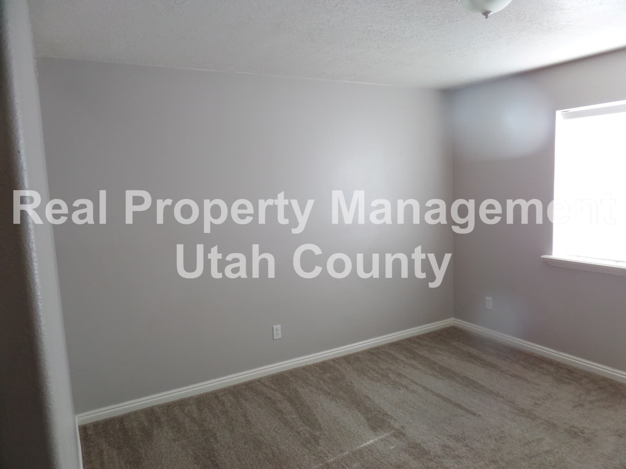 Eagle Mountain Condo: 3397 E Ridge Route Rd