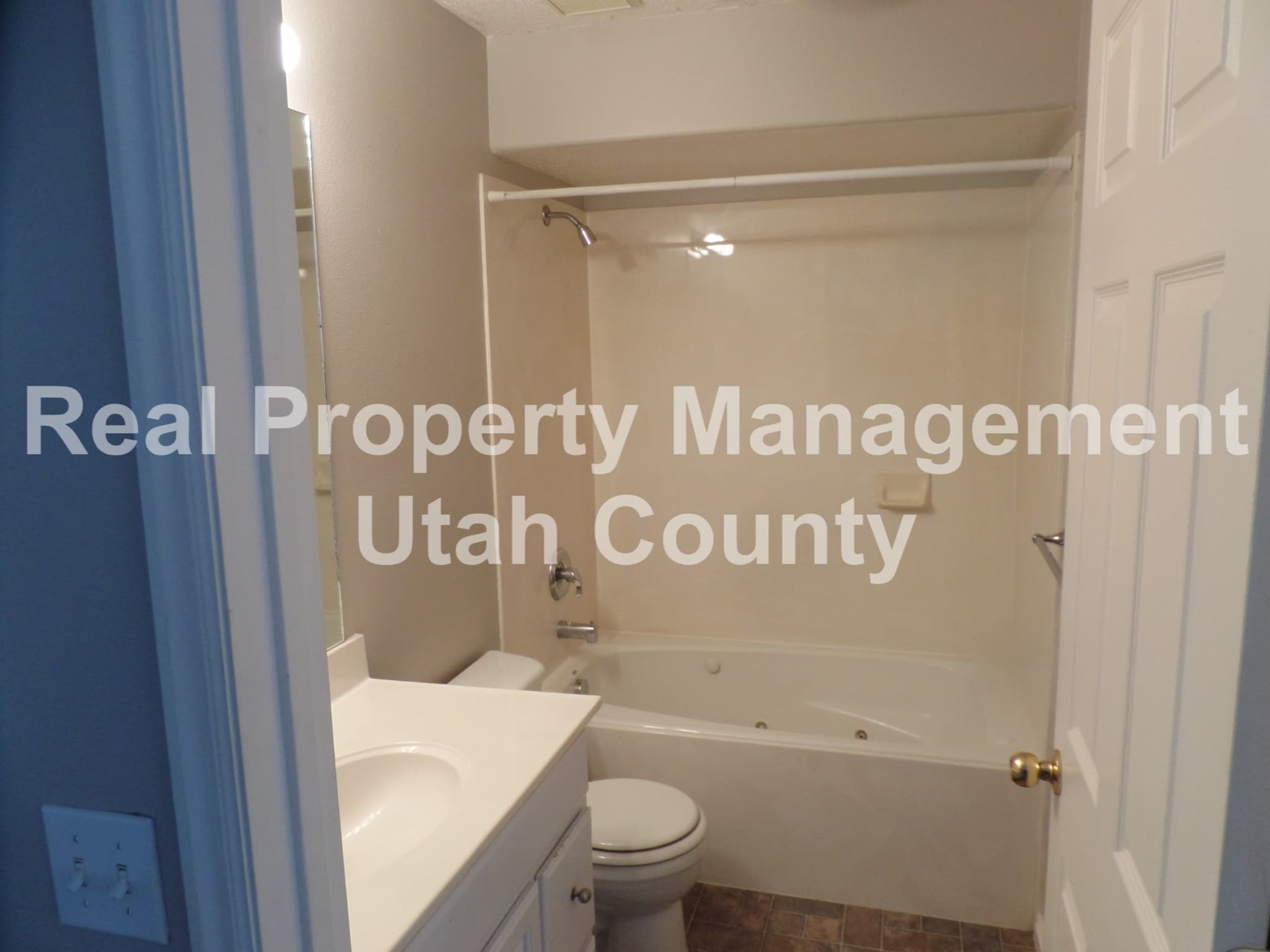 Eagle Mountain Condo: 3397 E Ridge Route Rd