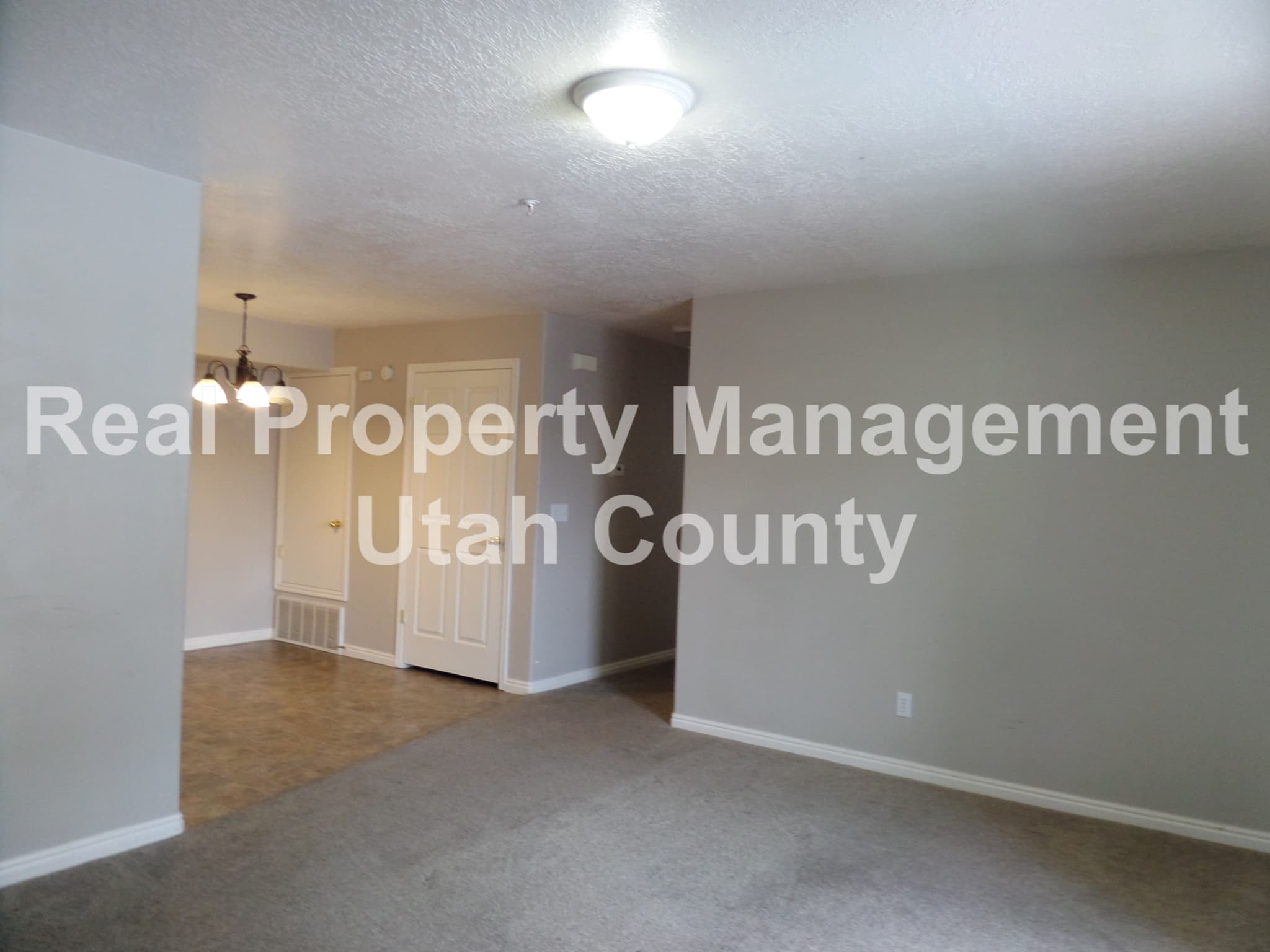 Eagle Mountain Condo: 3397 E Ridge Route Rd