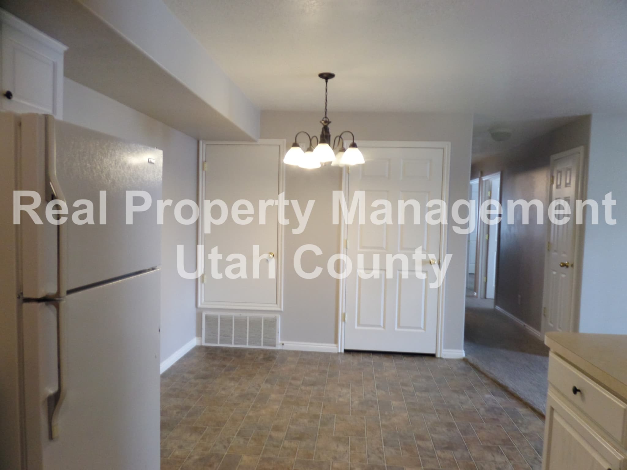 Eagle Mountain Condo: 3397 E Ridge Route Rd