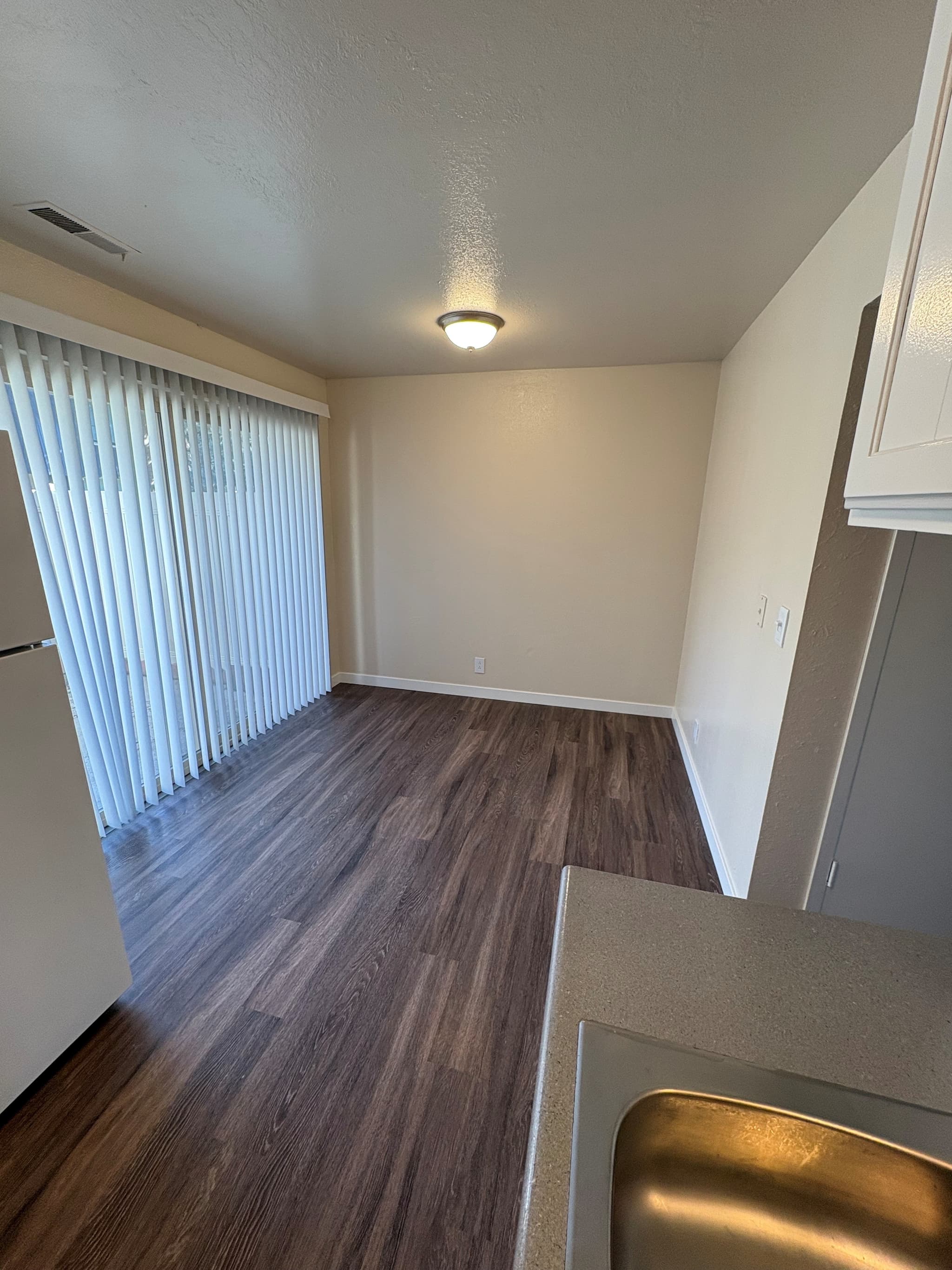 Salt Lake City Apartment: 3989 S 900 E