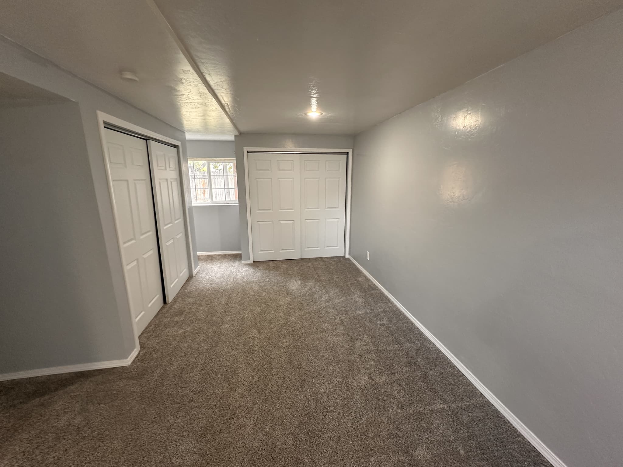 West Jordan Townhome: 9045 S Barrington Cir