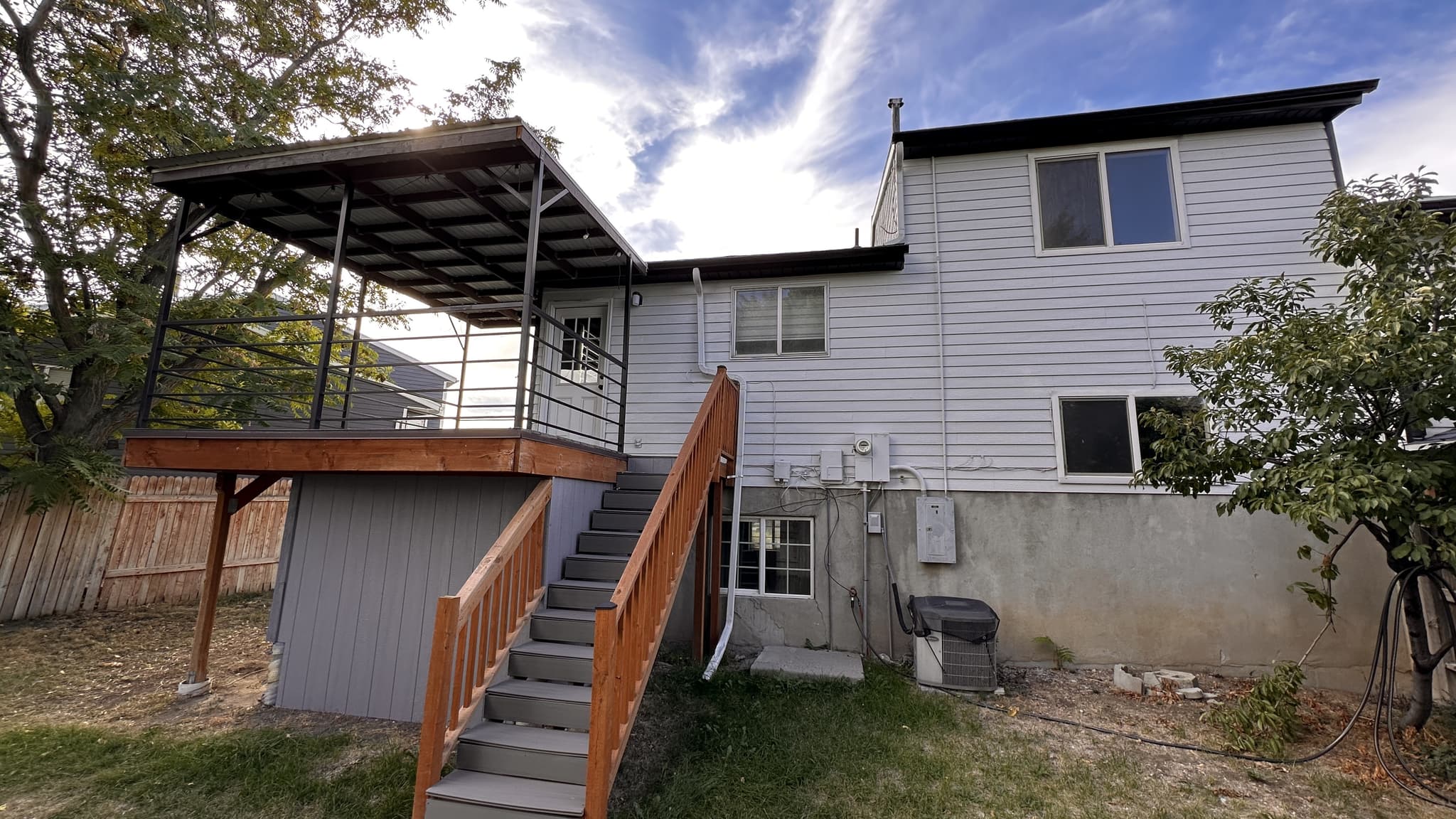 West Jordan Townhome: 9045 S Barrington Cir