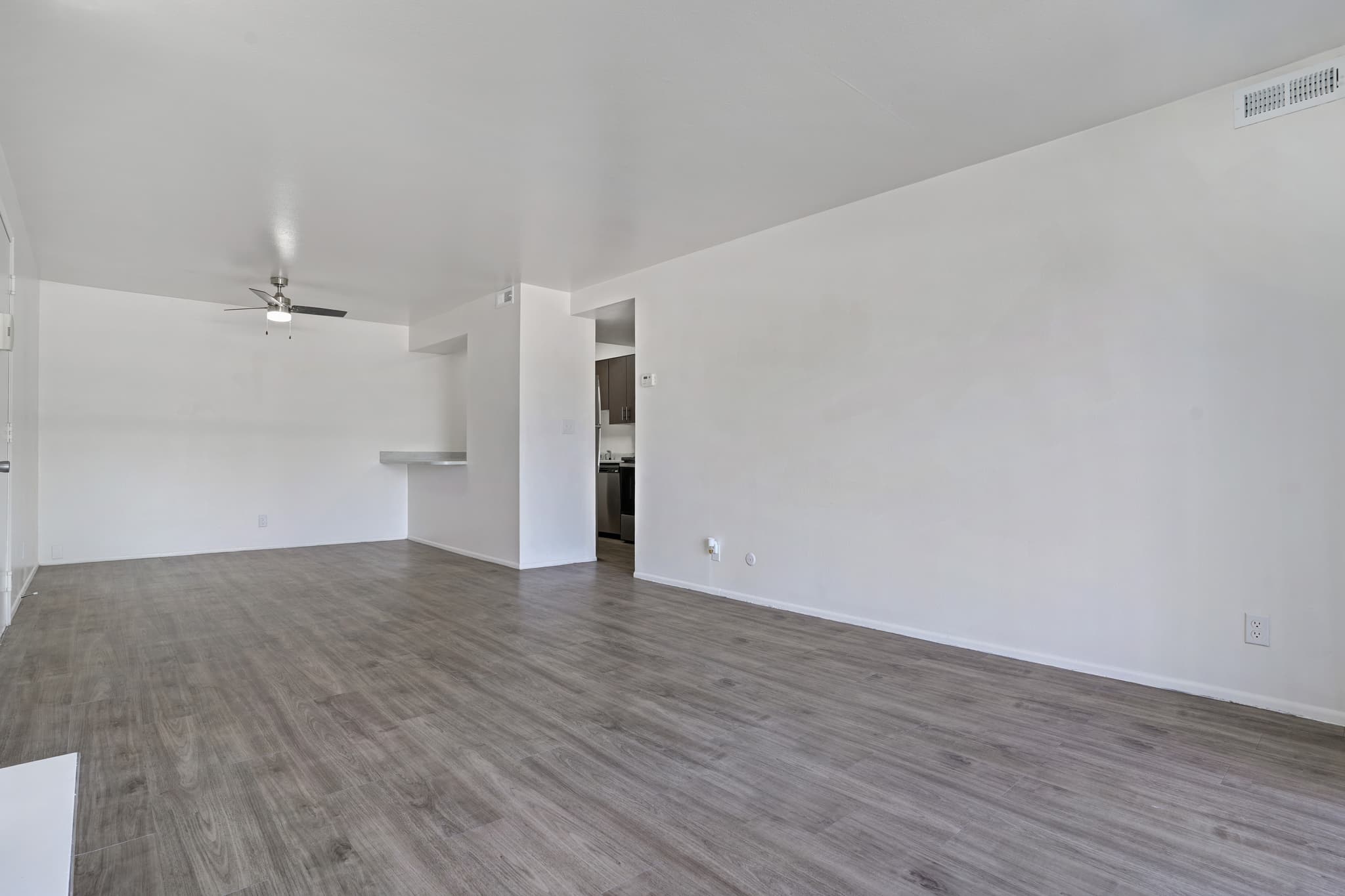 Riverdale Apartment: 4250 S 1000 W