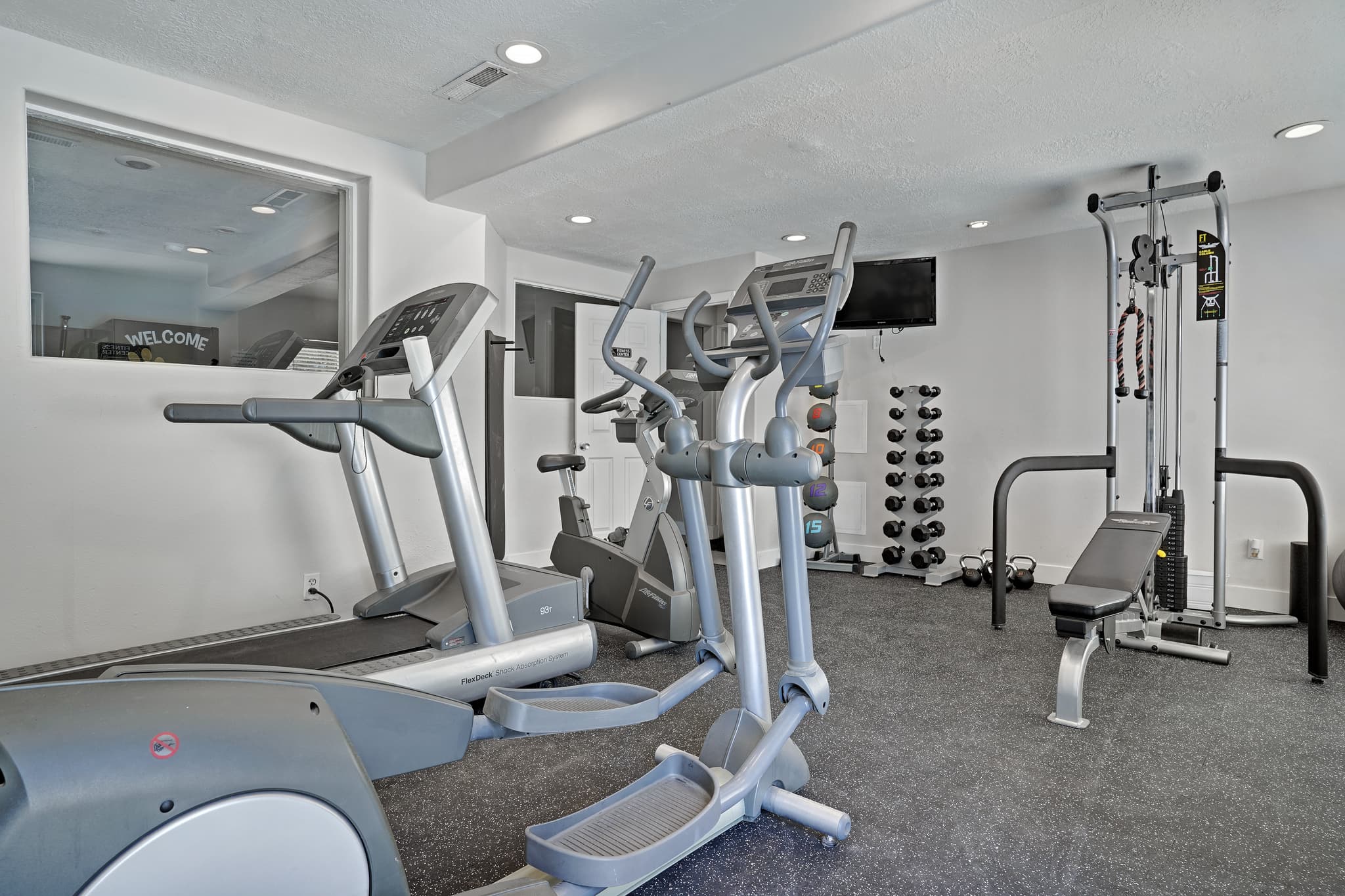 Riverdale Apartment: 4250 S 1000 W
