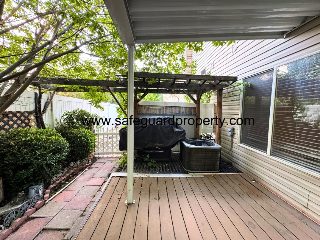 West Valley City Townhome: 2414 S Shady Red Ct