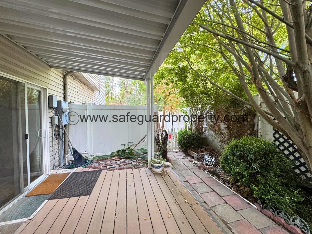 West Valley City Townhome: 2414 S Shady Red Ct