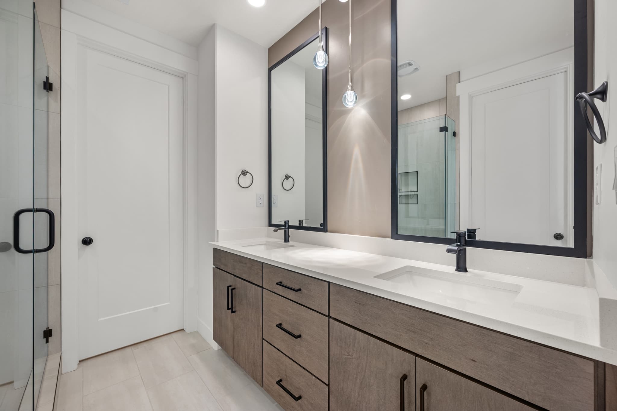 South Jordan House: 6722 W Namaste Dr