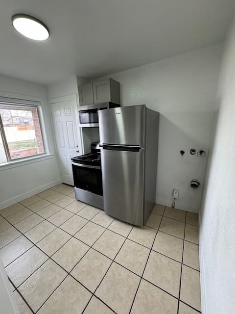 Spanish Fork Apartment: 542 N 600 E