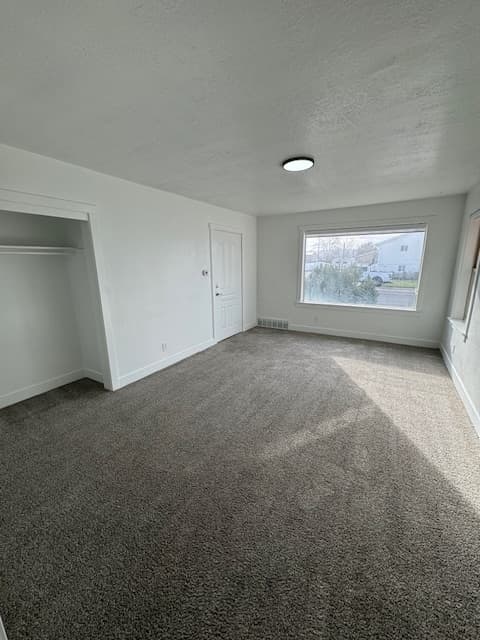 Spanish Fork Apartment: 542 N 600 E