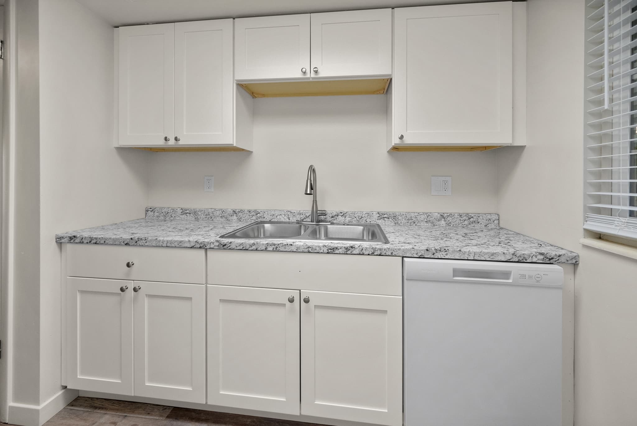 Provo Apartment: 351 E Center St