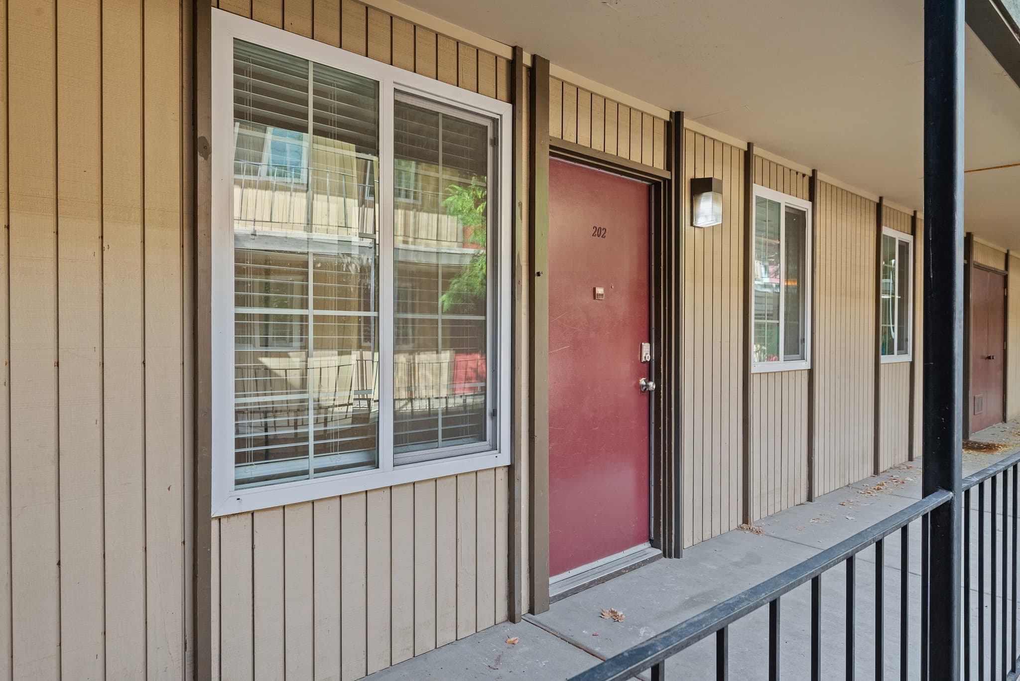 Provo Apartment: 351 E Center St