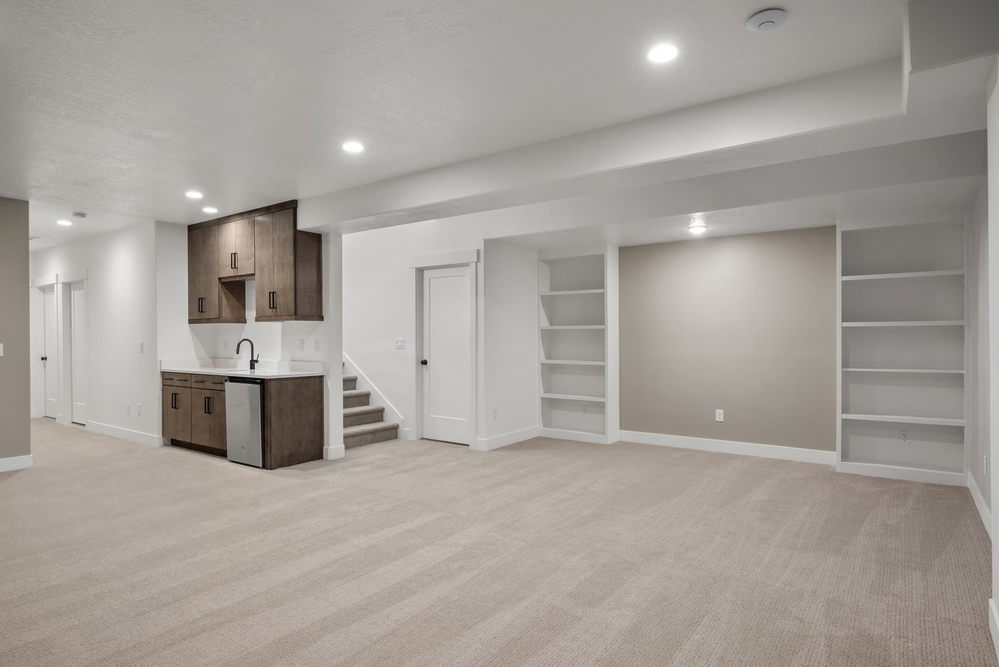South Jordan House: 6722 W Namaste Dr