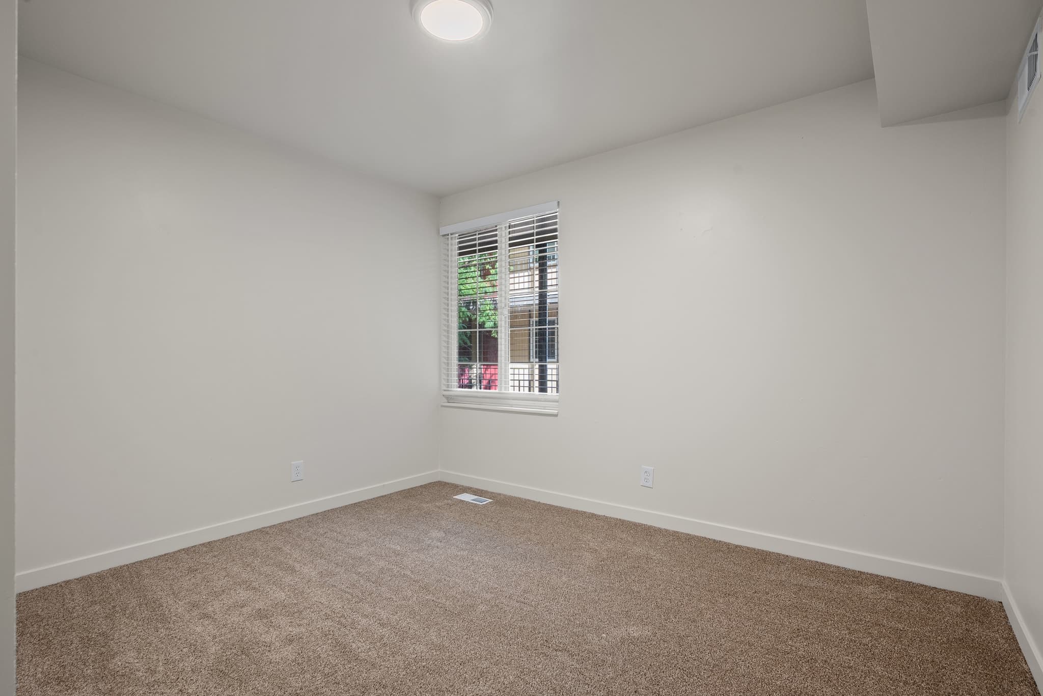 Provo Apartment: 351 E Center St