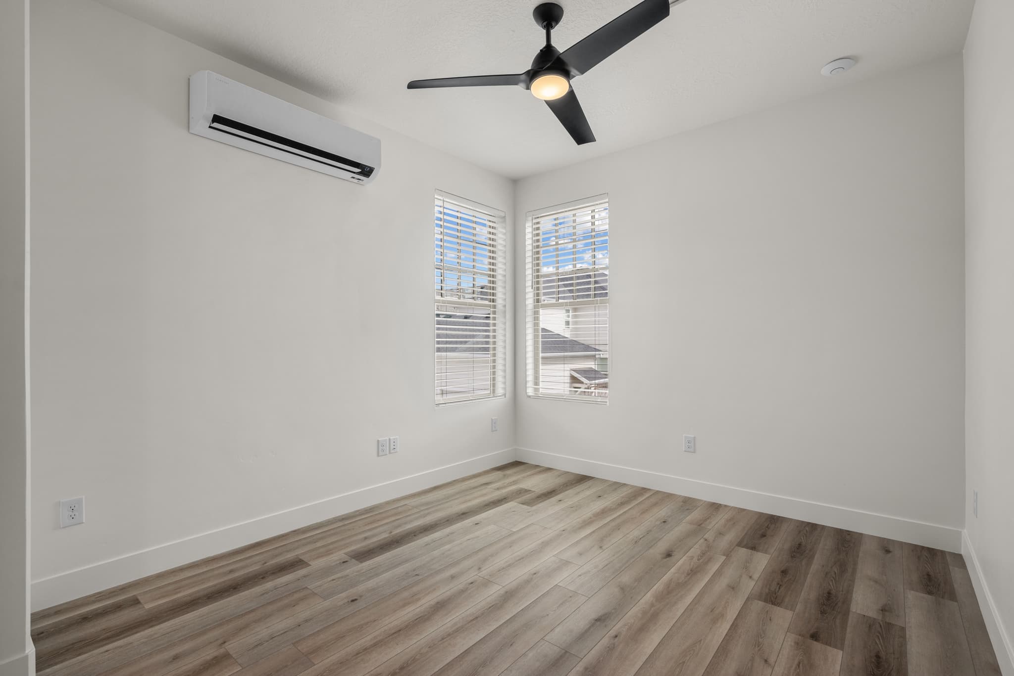 South Jordan House: 6722 W Namaste Dr