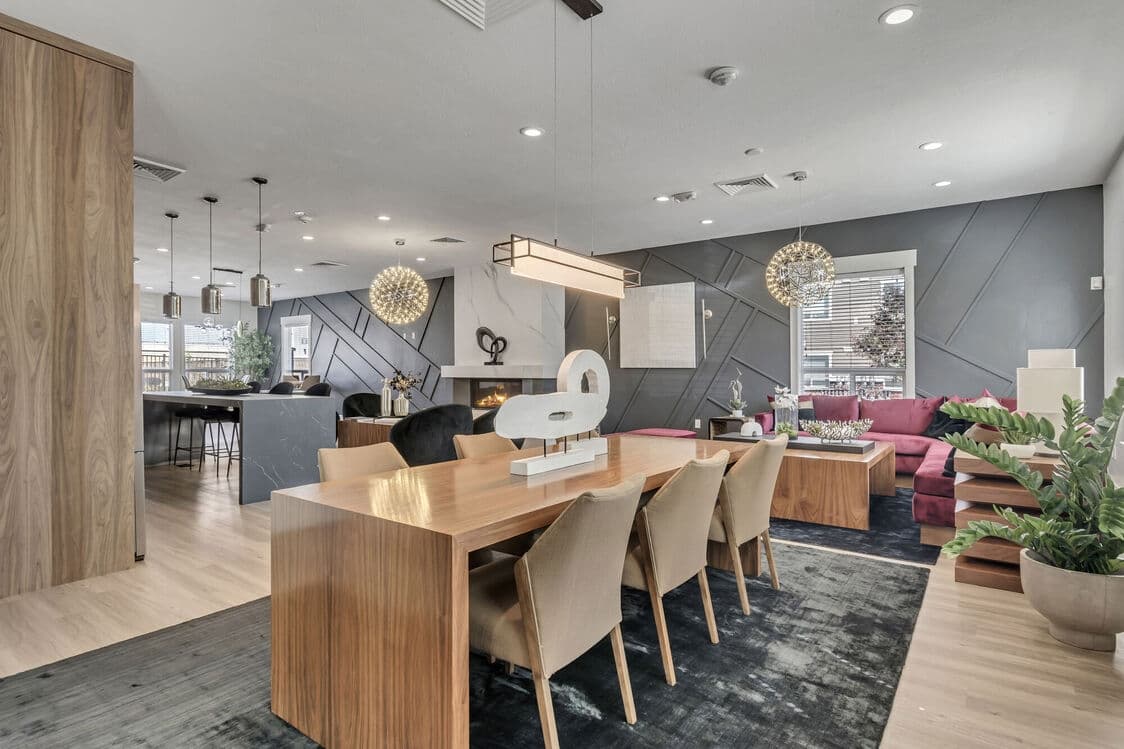 Centerville Apartment: 305 n 1300 w
