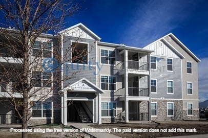 Vineyard Condo: 55 W Seasons Dr