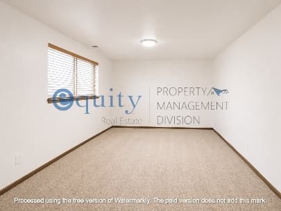Salt Lake City House: 5534 S Tropicana Dr