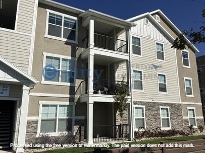 Vineyard Condo: 55 W Seasons Dr