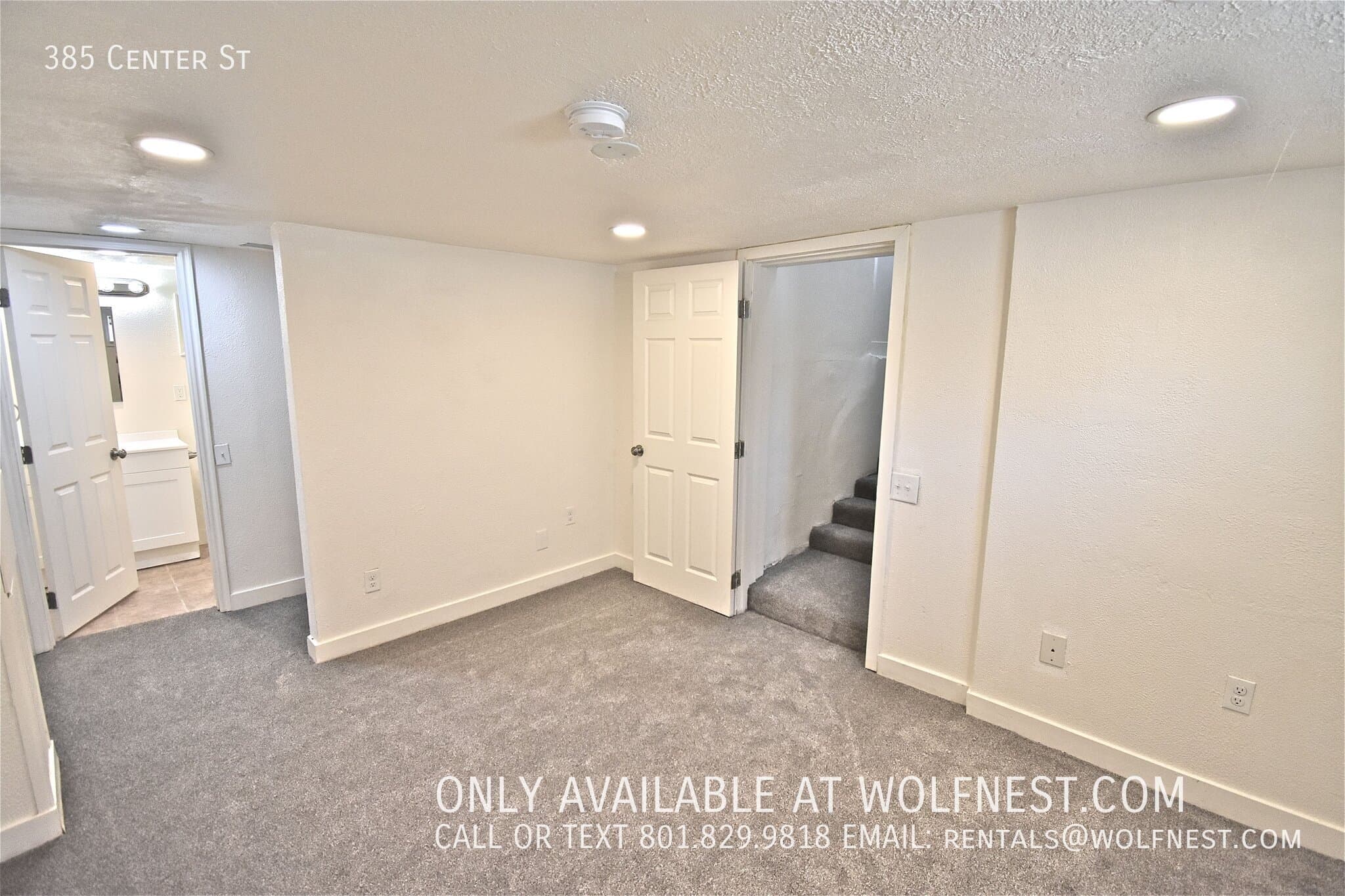 Clearfield House: 385 Center St
