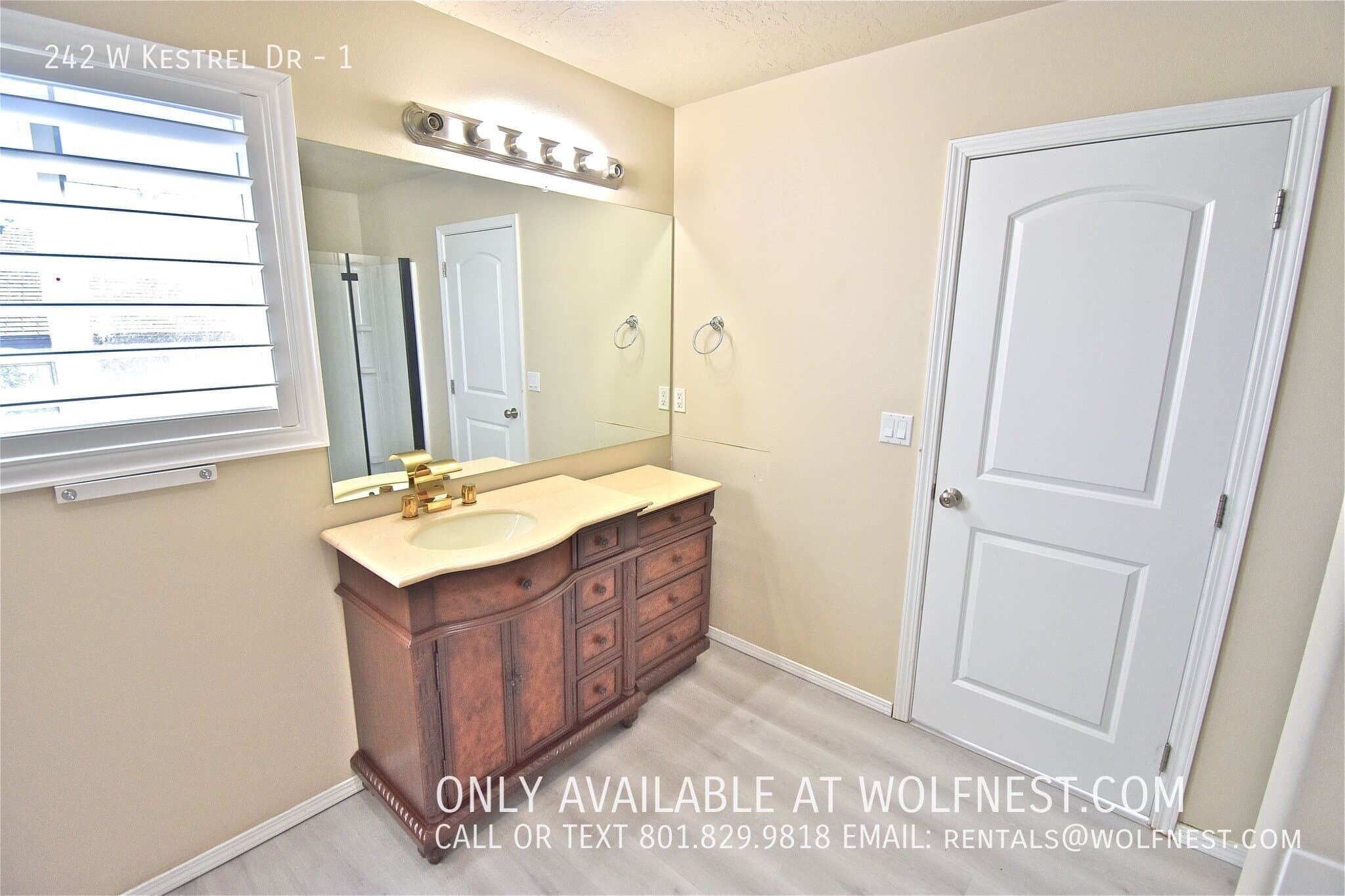 Saratoga Springs Multiplex: 242 W Kestrel Dr