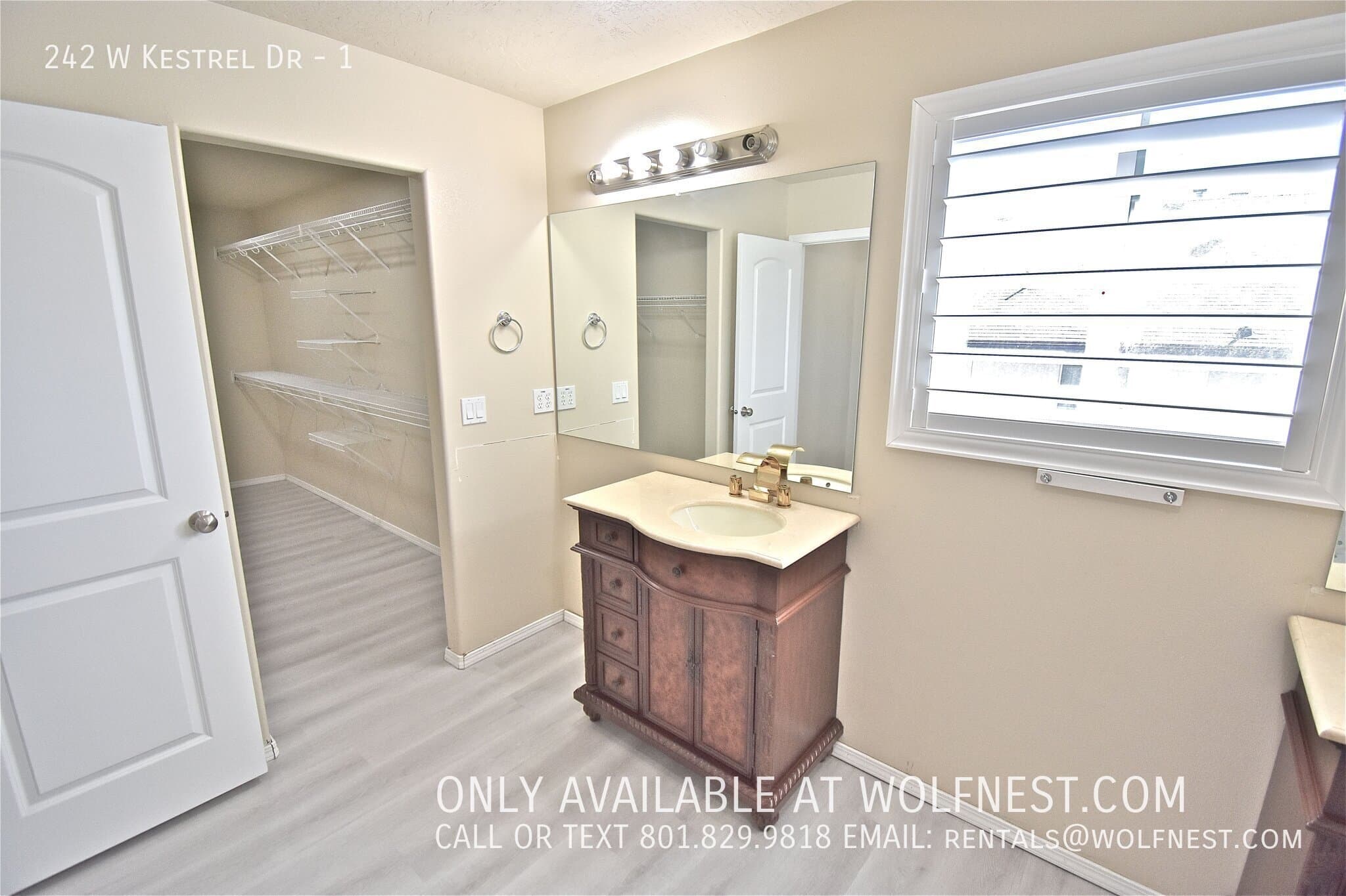 Saratoga Springs Multiplex: 242 W Kestrel Dr
