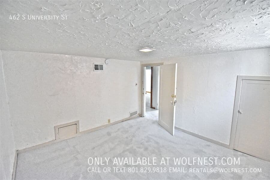 Salt Lake City House: 462 S University St
