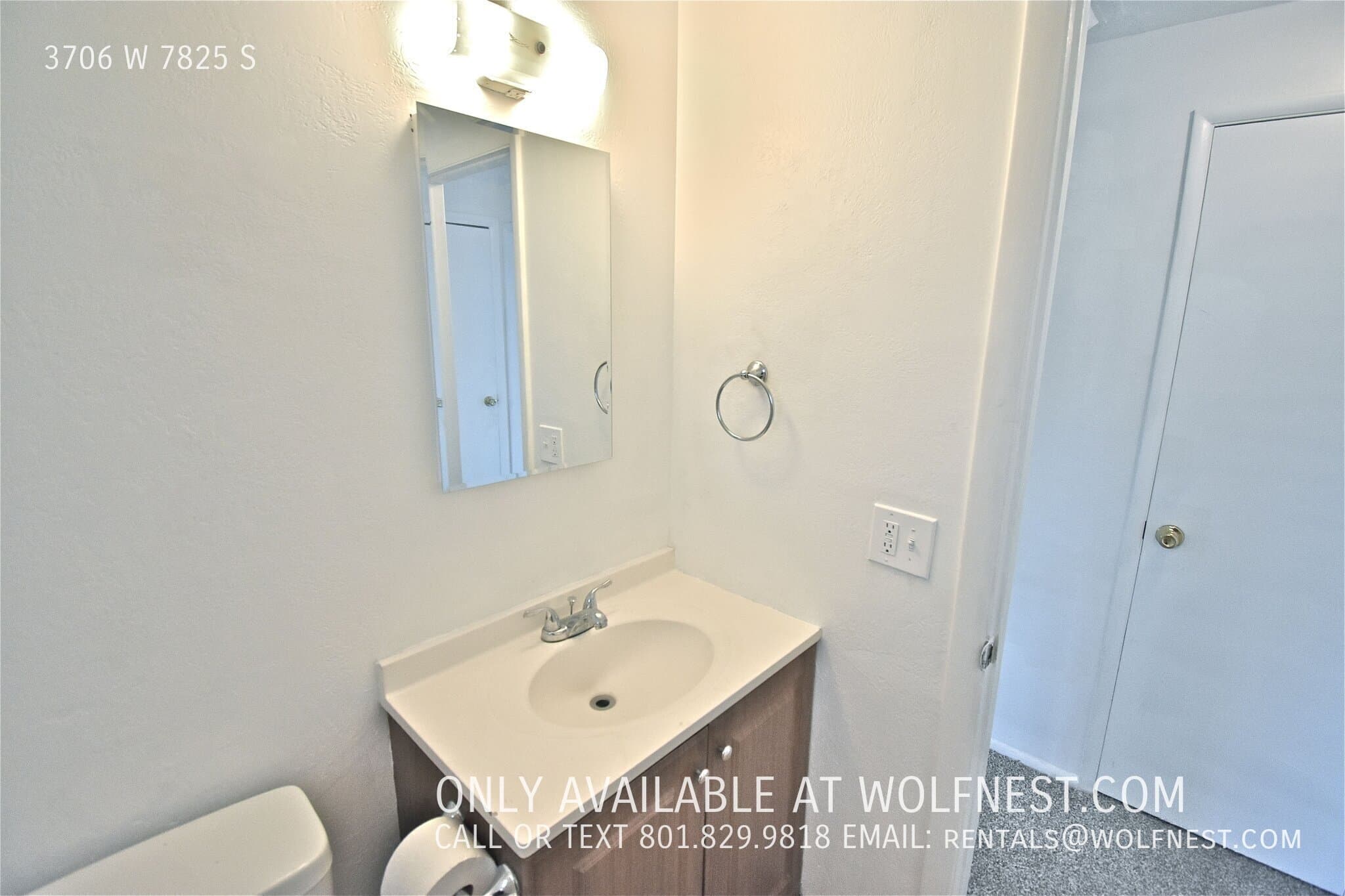 West Jordan House: 3706 W 7825 S