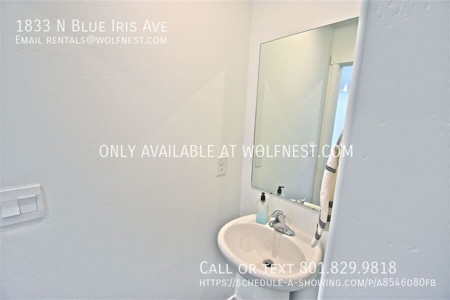 Tooele Townhome: 1833 N Blue Iris Ave