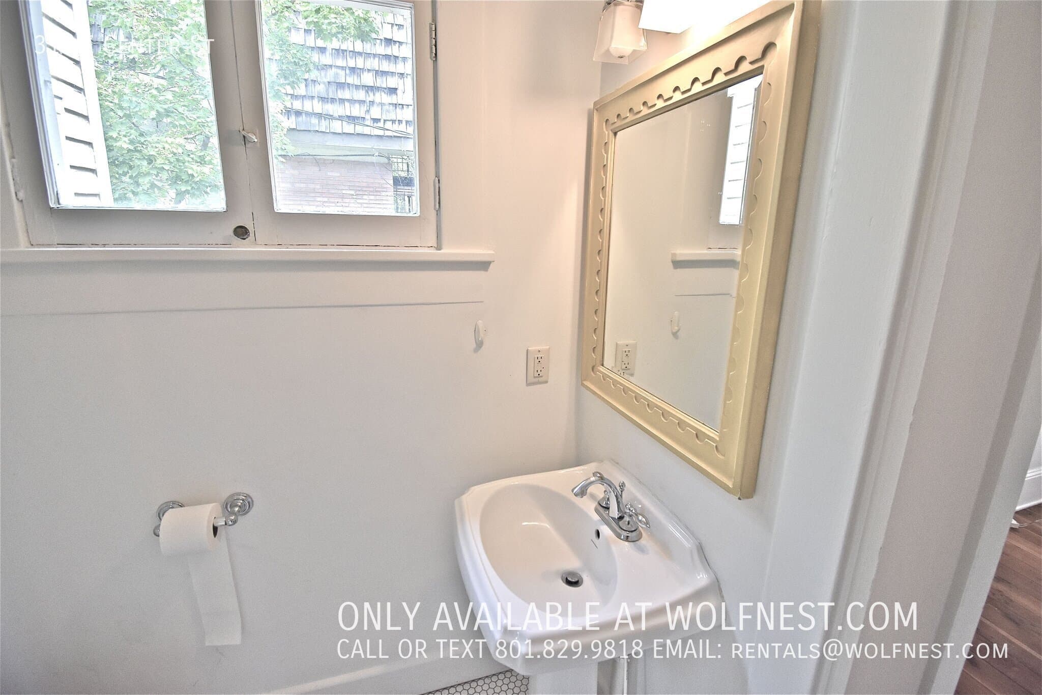 Provo House: 315 E Center St